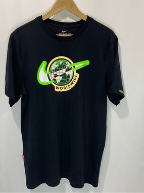 Nike Woldwide T-shirt